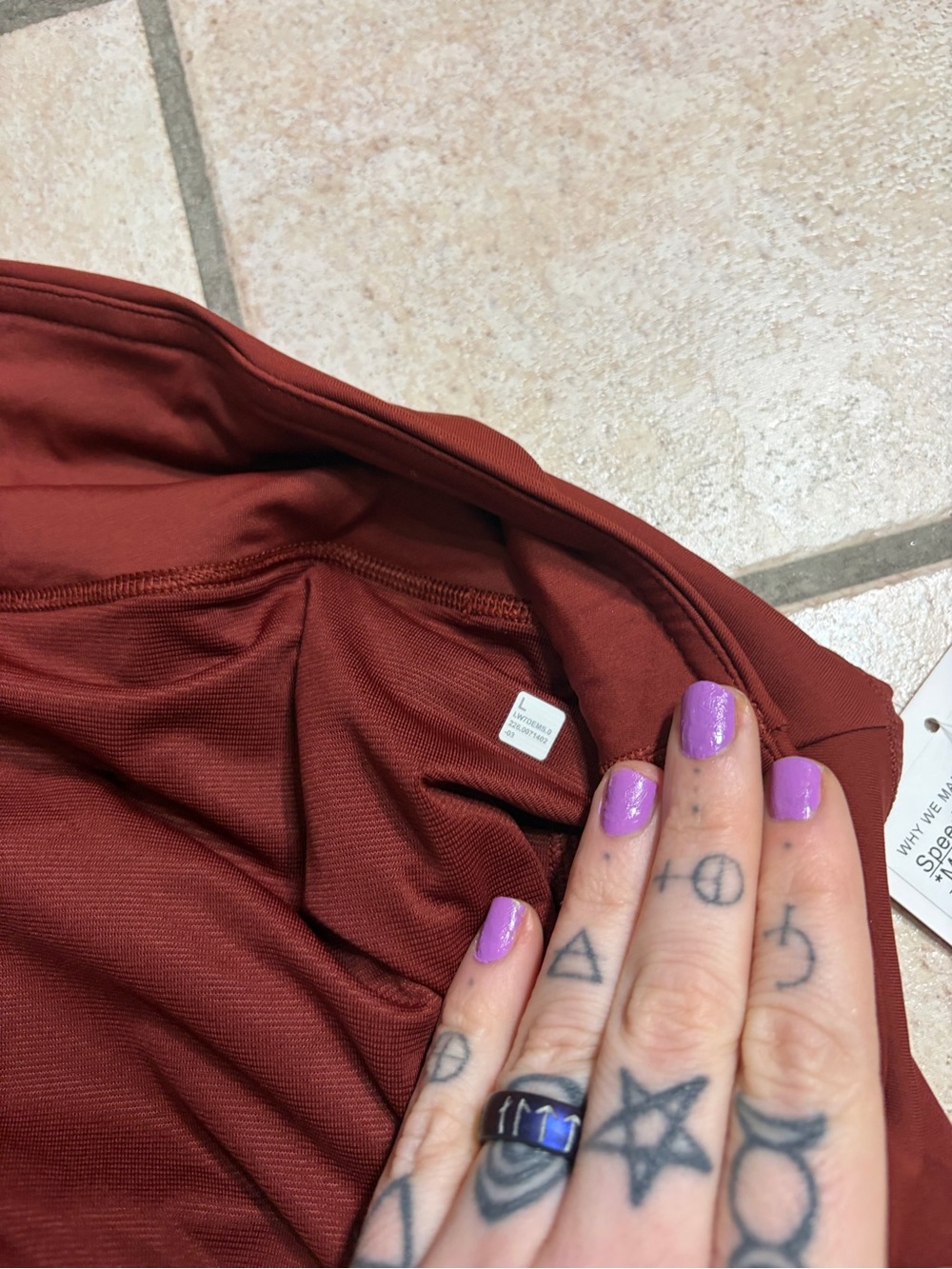 NWT Lululemon Speed Up High-Rise Short *2.5" Updated Mesh Vent Cranberry Charm L - Picture 3 of 8